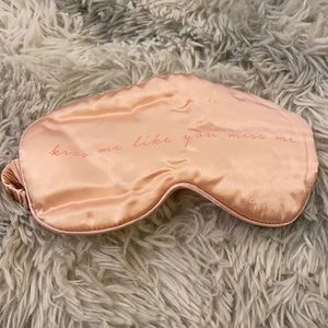 Pink Eye mask in silky material with pouch